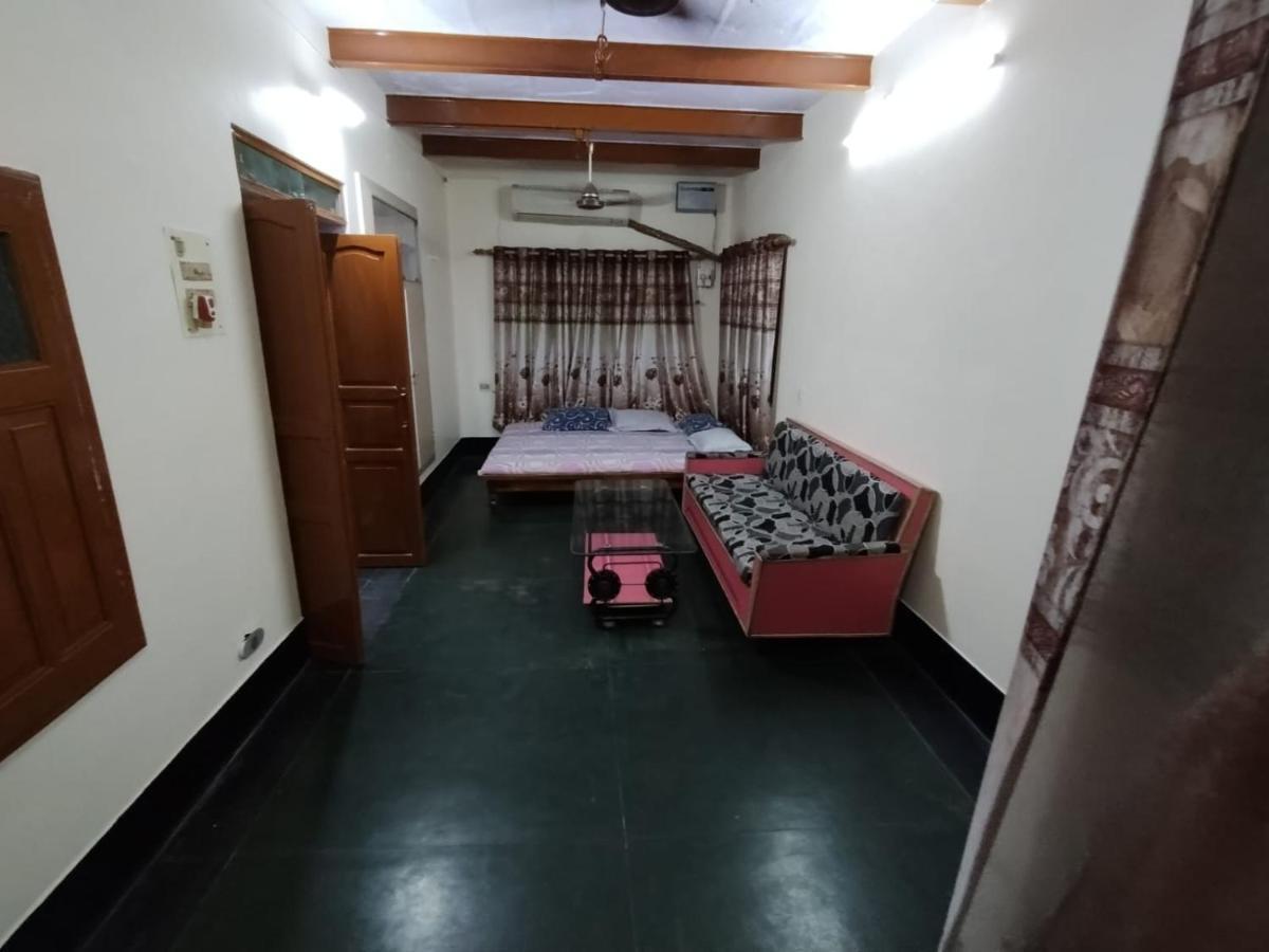 Heritage Homestay@Old City Near Ganges Benares Buitenkant foto