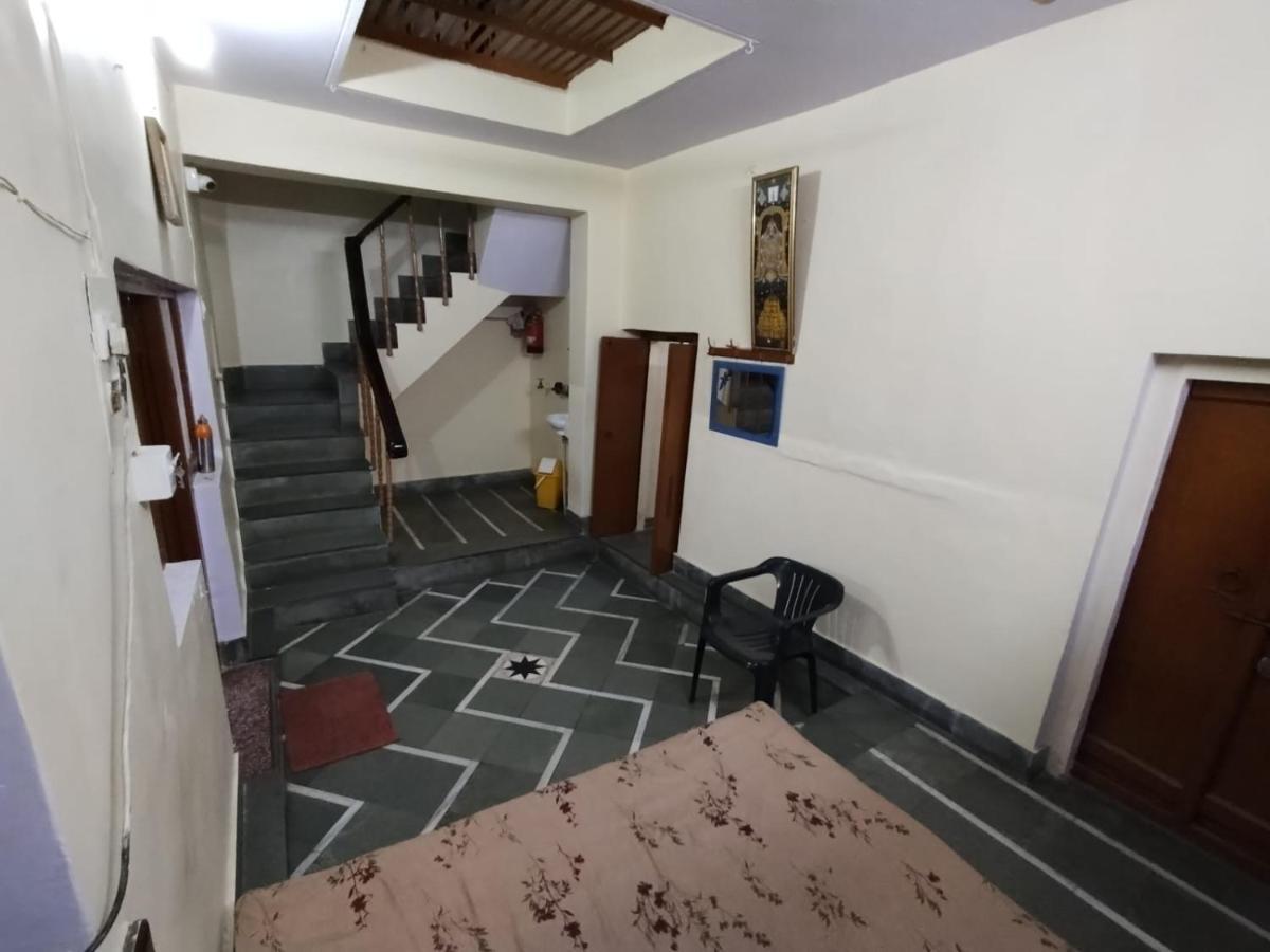 Heritage Homestay@Old City Near Ganges Benares Buitenkant foto