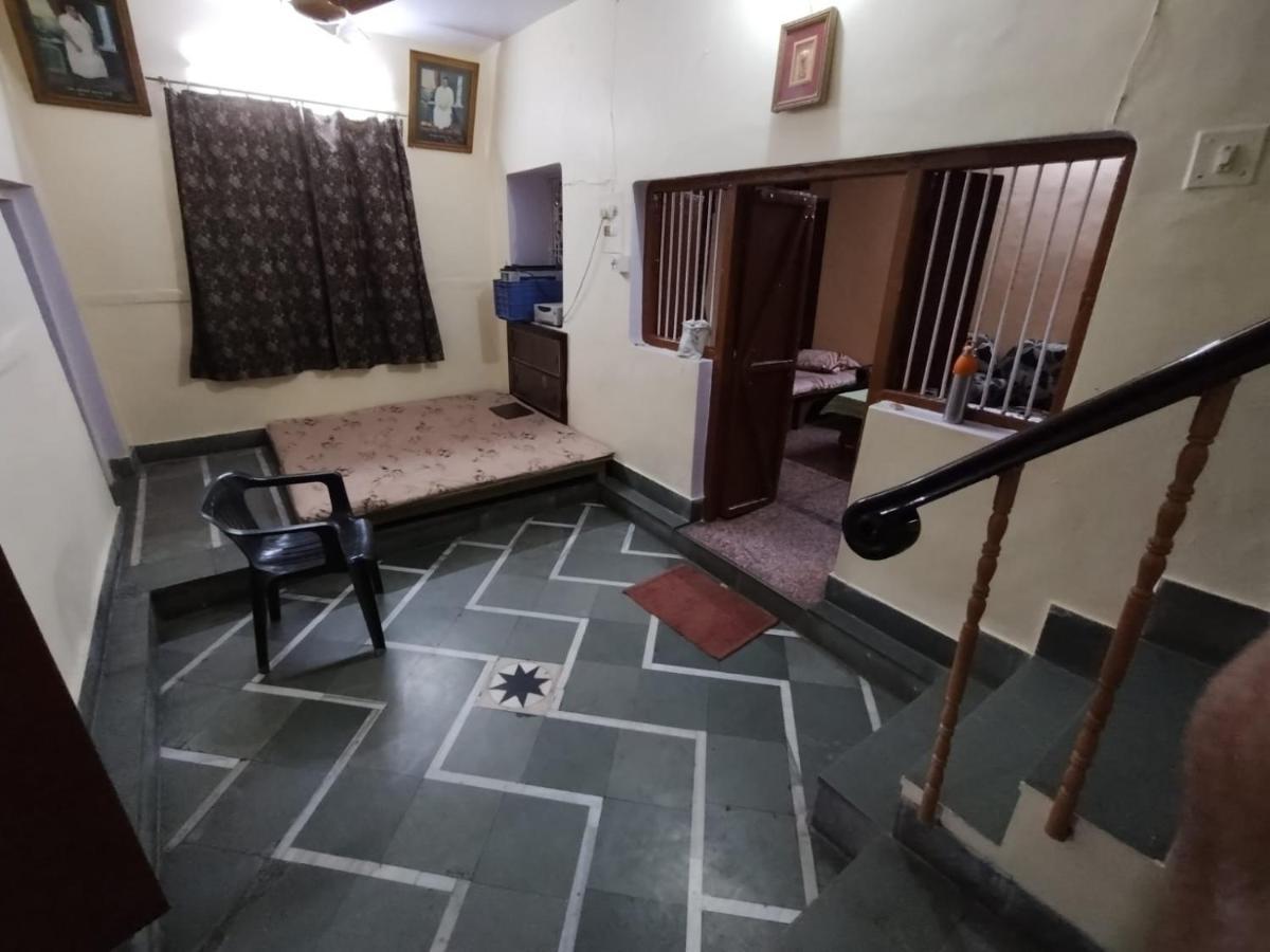 Heritage Homestay@Old City Near Ganges Benares Buitenkant foto