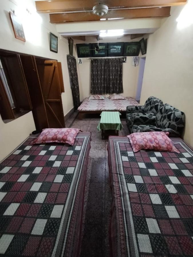 Heritage Homestay@Old City Near Ganges Benares Buitenkant foto